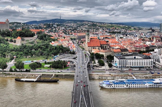 2-Day Private Guided Tour from Vienna through Slovakia to Budapest - Lomnický štít by cable car: the big view, the extra cost