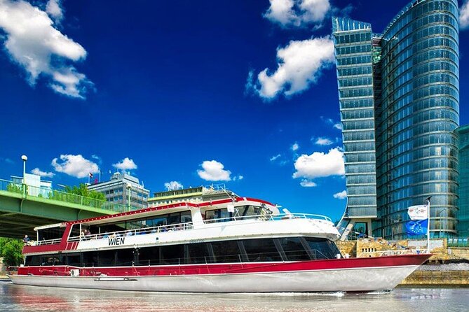 24-hour Hop-On Hop-Off with Ferris Wheel and River Cruise - How the 24-Hour Bus, Ferris Wheel, and Cruise Work Together