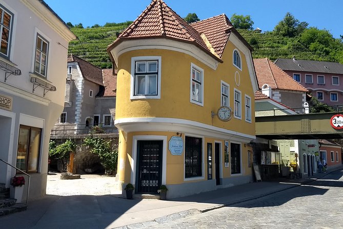 3-Hour Private Hiking Tour to historic places around Spitz in Wachau Valley - What to pack: shoes, weather gear, and simple winter readiness