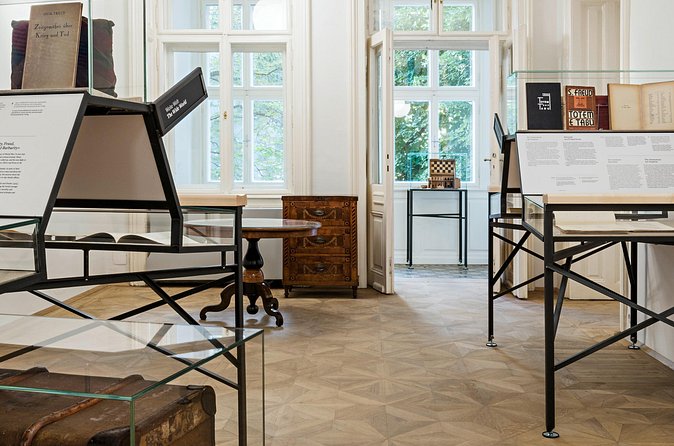 Admission to the Sigmund Freud Museum - 1930s films and the Freud family story