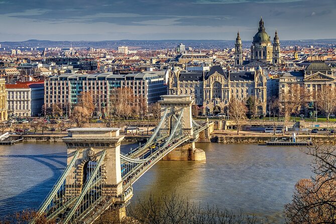 Budapest Small-Group Day Trip from Vienna with Local Guide - What to Watch for: Pace, Guide Fit, and Short Stops