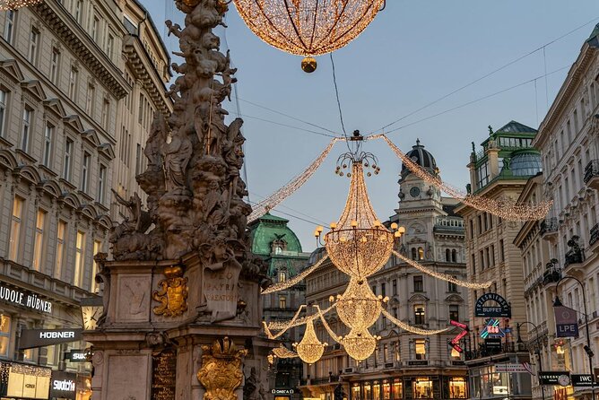Christmas in Vienna - Private Walking Tour with Glühwein Mug - A 2-hour private walk that mixes markets and city lighting