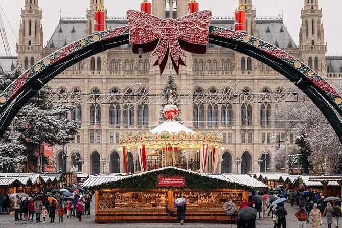 Christmas Markets & Shopping in Vienna - A 3-hour walk that links Christmas markets with real shopping streets