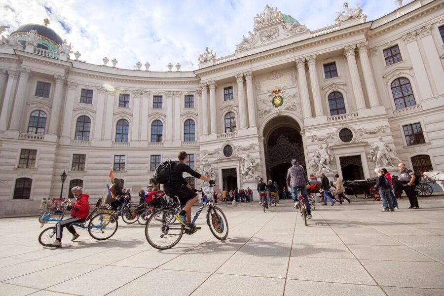 Classic Vienna: 3-Hour Guided Bike Tour - What the guides do right: humor, stories, and local recommendations