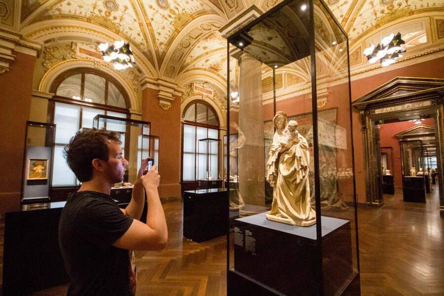Combo Ticket: Kunsthistorisches Museum & Imperial Treasury - Kunstkammer Vienna: Small Objects, Big Storytelling