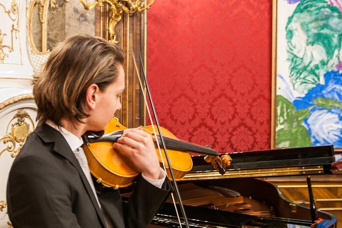 Concert at the Palais Schönborn-Batthyány by the Vienna Baroque Orchestra - The Wiener Barock Orchester program: music through Austrian eras