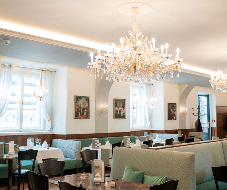 Culinary evening at the Gerstner K. u. K. Hofzuckerbäcker - Finding Gerstner at the Cour d’Honneur (and Getting There Without Stress)