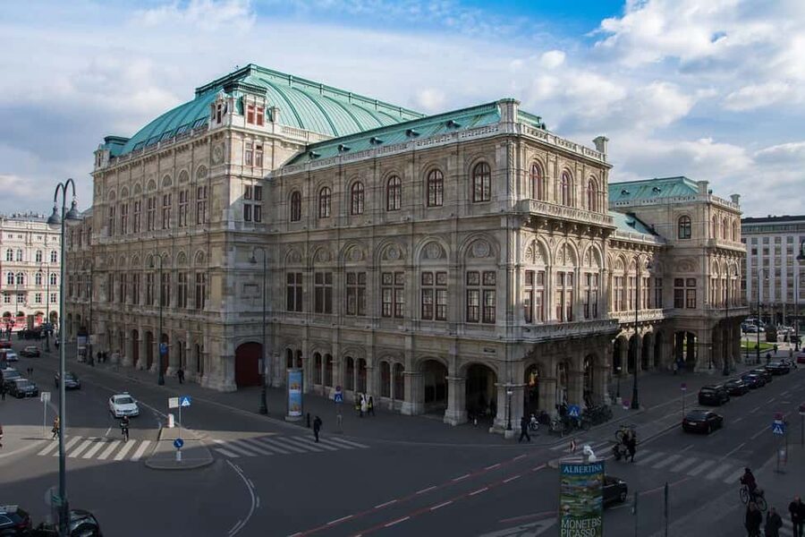 Discover Vienna’s Landmarks in 2 Hours - The Guide Quality Variable: What Helps, What Hurts