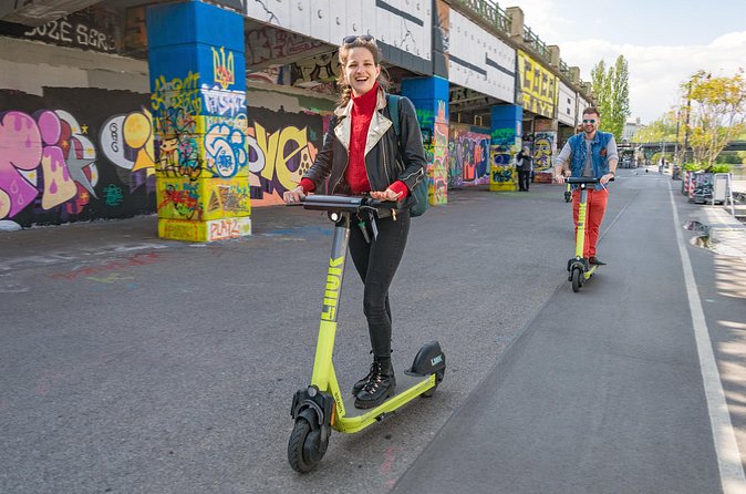 E-Scooter Tour through amazing Vienna! - Karlskirche to Hundertwasserhaus: the 6-stop route