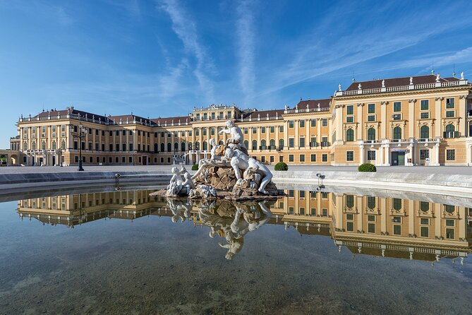 Exclusive Evening at Schönbrunn Palace: After-Hours Audiotour, Dinner, Concert - The guest apartments audio tour: how to get the most from self-guided time