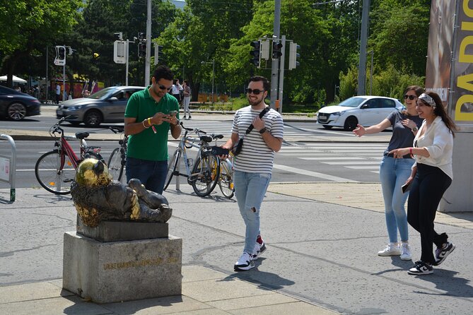 Explore the Hidden Gems of Vienna with CityRiddler - Stops 6 to 7: Backerstrasse No. 2 and the Fleischmarkt stories