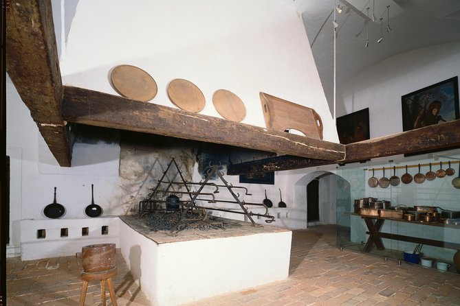 Forchtenstein Castle Guided Tour - Forchtenstein Castle: why this place feels different