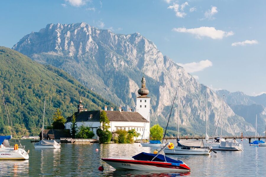 From Vienna: Full Day Trip to Hallstatt and Salzkammergut - Quick key points before you go