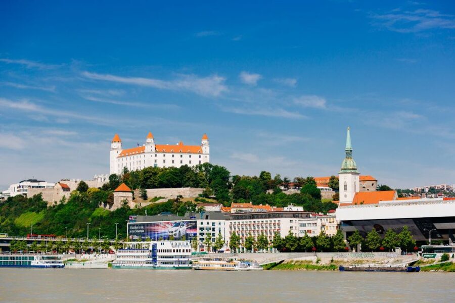 From Vienna: Guided Tour to Bratislava with Speed Boat Ride - Key Highlights That Make This Day Trip Work