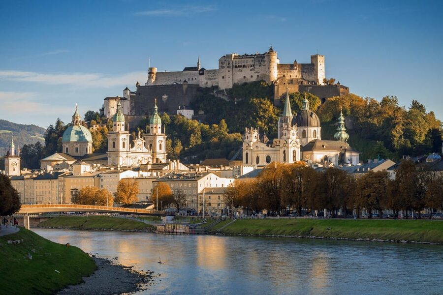 From Vienna: private day trip to Hallstatt and Salzburg - Why Hallstatt and Salzburg in One Day Makes Sense