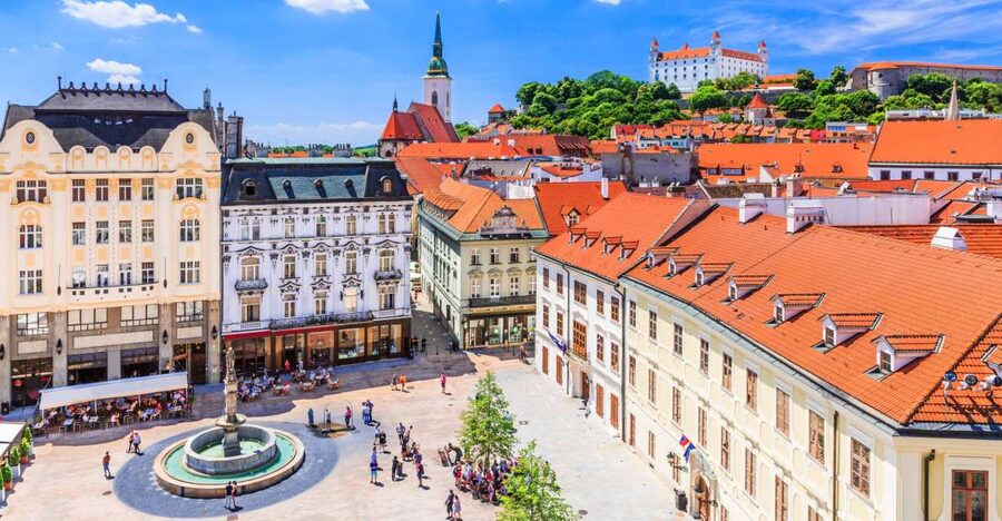 From Vienna: Roundtrip Bus to Bratislava with Walking Tour - Vienna to Bratislava by bus: the logistics you actually care about