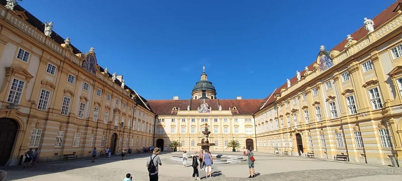 From Vienna: Scenic Hallstatt & Historic Salzburg Day Tour - Salzburg’s Old Town walk, Mozart’s stops, and Sound of Music sites