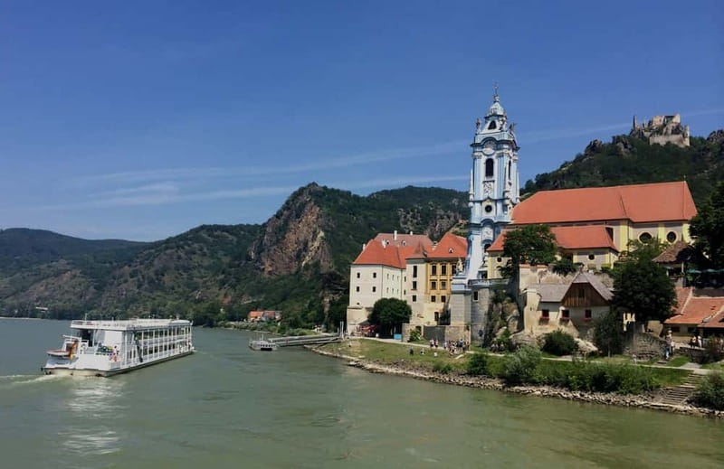 From Vienna: Scenic Hallstatt & Historic Salzburg Day Tour - Alpine photo stops: when they’re worth it (and how to use them)