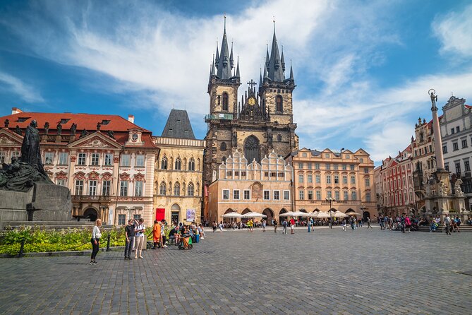 From Vienna to Prague Full Day Trip - Starting at 8:00 and still seeing Prague’s full “greatest hits”