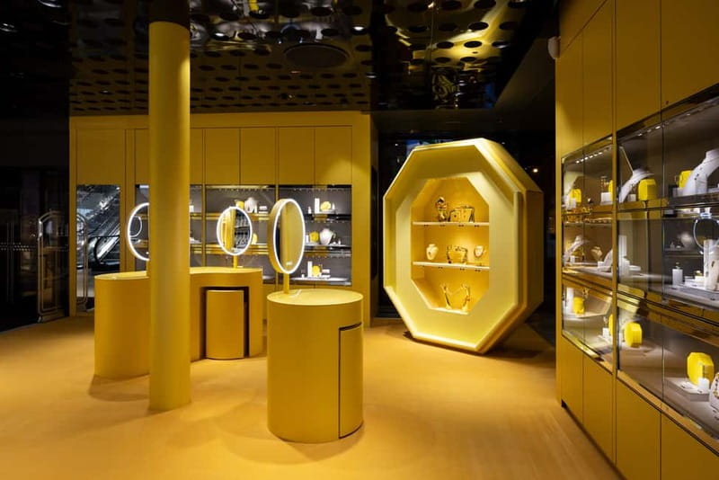 Get Crafty with Crystals: Your DIY Swarovski Workshop - Where You Go: Kärntner Straße and Swarovski Kristallwelten Store Wien