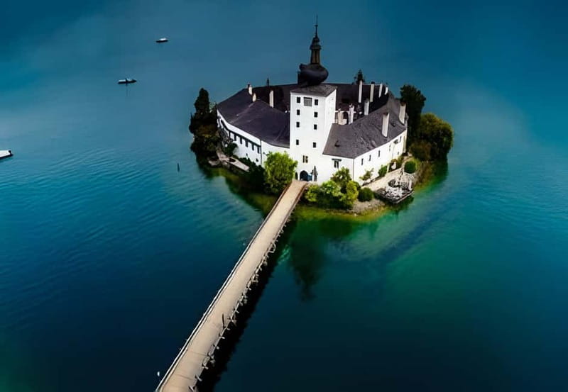 Hallstatt: Photoshoot with a Professional Photographer - Key things that make this photo walk worth it