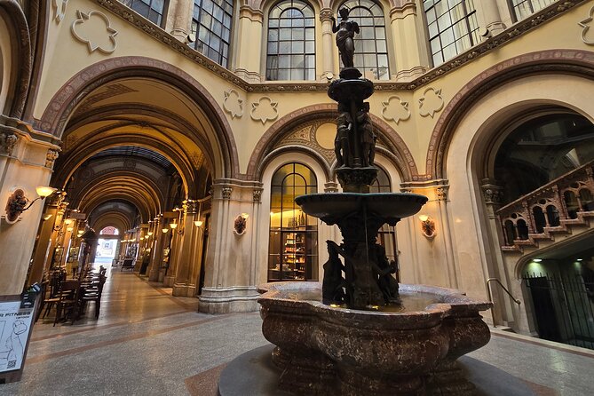 Highlights of Vienna in a Historical & Cultural 3h Walking Tour - The Spanish Riding School stables: tradition you can picture immediately