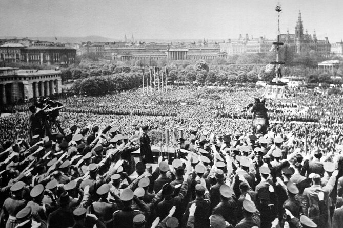 Historical Hitler Walking Tour of Vienna - Albertinaplatz’s Memorial Against War and Fascism