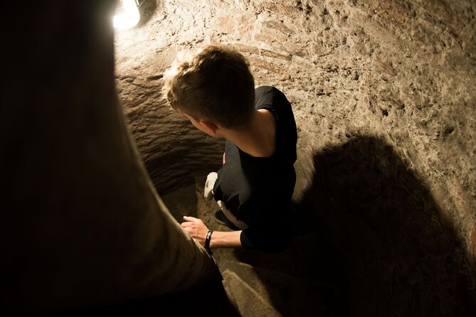 Historical Pharmacy Cellar Guided Tour - Julius’ Humor and the On-Site Pharmacy Perspective
