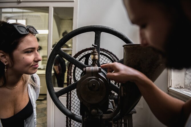 Historical Pharmacy Cellar Guided Tour - The Sweet Finish: A Small Touch That Leaves a Mark