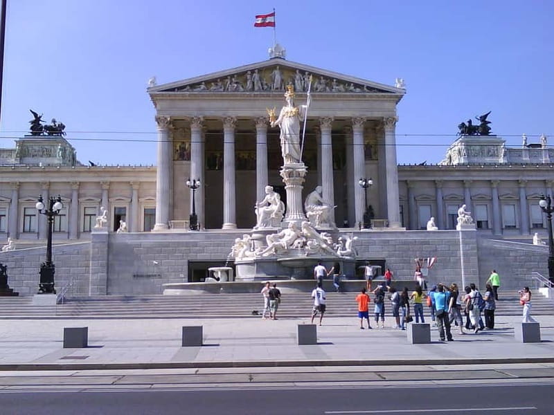 Imperial Vienna: Full-Day Tour from Budapest - A 12-hour Vienna day that starts right at 08:00
