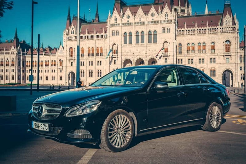 Imperial Vienna: Full-Day Tour from Budapest - The Ringstrasse overview: fast orientation for your whole Vienna trip