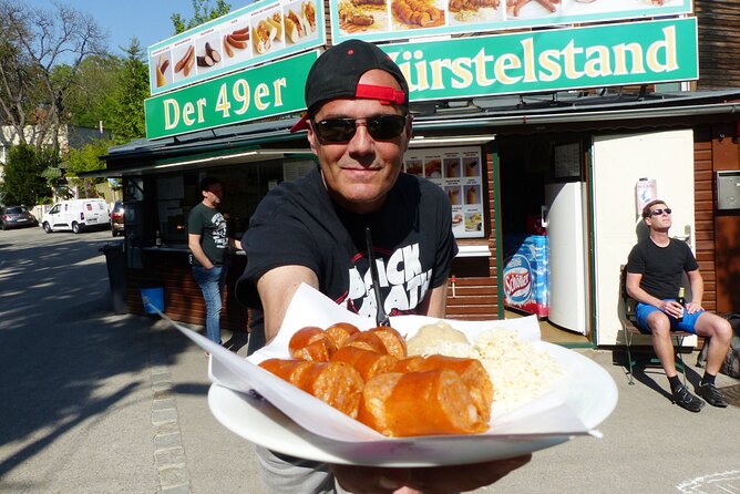 NEW: Hotrod Vienna Sausage Tour - Where You Meet at Judengasse 4 and How the Tour Ends
