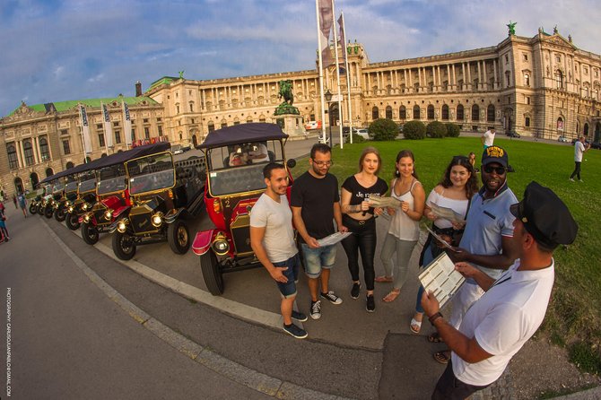 ( Night Tour ) With Private Guide + wine or prosecco - Car Comfort, Roof Height, and Sightlines
