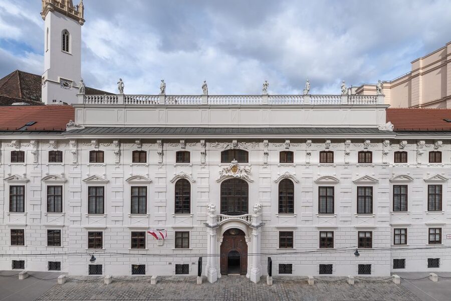 Palais Lobkowitz Audio Guide Tour - Palais Lobkowitz feels personal (even with big-city art)