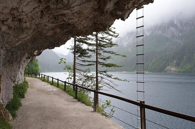 Perfect Private Day Tour to Hallstatt & Gosau Lake from Vienna - Should You Book This Tour?