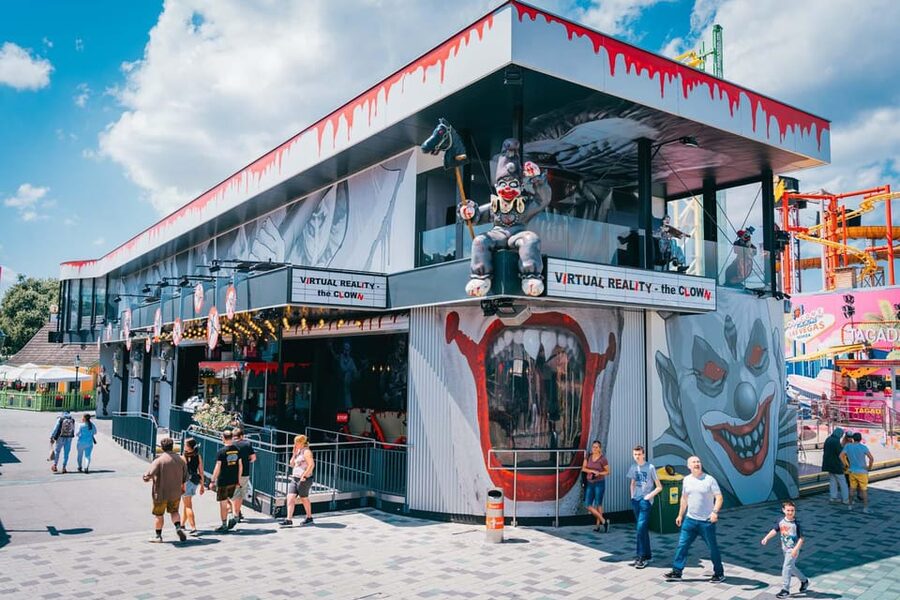 Prater Super Ticket - Tagada: the cult carousel with bouncing disco energy