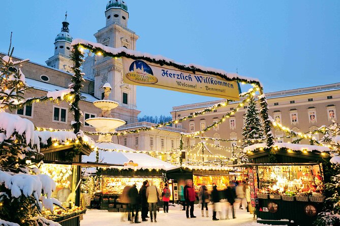 Private Christmas Market Tour to Hallstatt & Salzburg from Vienna - Hallstatt’s Christmas vibe: a lake village that still lives its life
