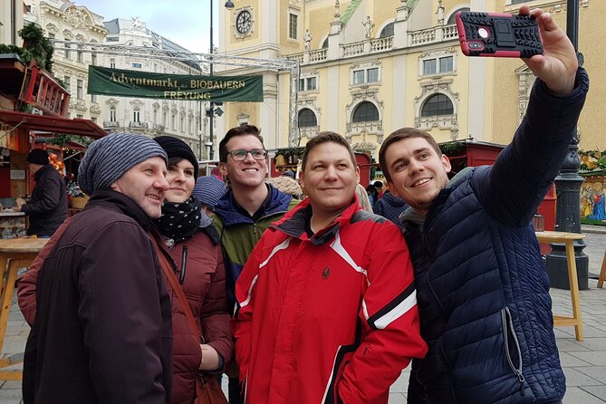 Private City Discovery walk - Historical Treasure hunt - How the Vienna treasure hunt works on your phone