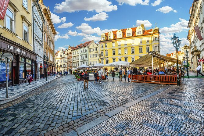 Private Full Day Tour to Prague from Vienna - Moravia Drive Time: The Scenic Lead-In (and the Reality Check)