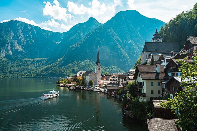 Private guided tour from Vienna to Hallstatt with Skywalk & Salt Mine Experience - Quick hits before you go