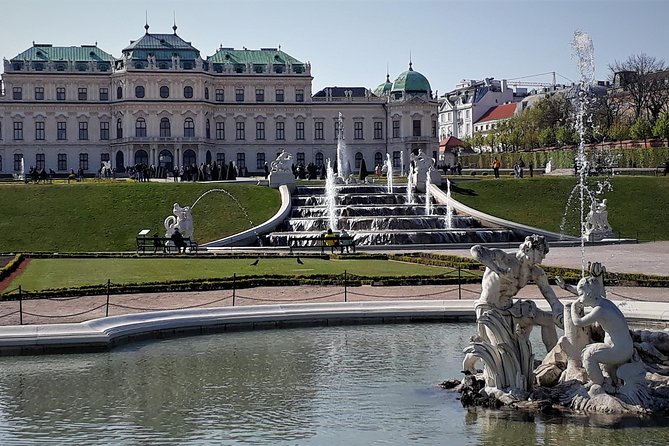 Private Klimt & Vienna Art Walk — From Baroque to Secession - Price and logistics: what you’re actually paying for