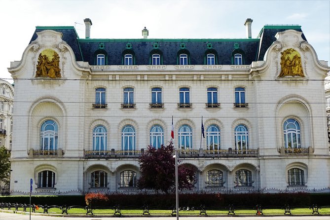 Private Klimt & Vienna Art Walk — From Baroque to Secession - Otto Wagner at Karlsplatz: Art Nouveau shows up in the real city