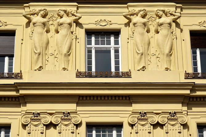 Private Klimt & Vienna Art Walk — From Baroque to Secession - Hotel pickup and the 4-hour rhythm you’ll feel