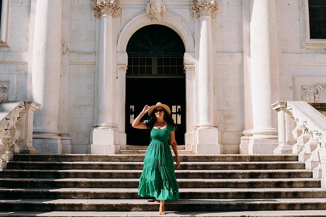 Private Professional Vacation Photoshoot in Vienna - Where your photographer will likely take you: facades, streets, and light choices