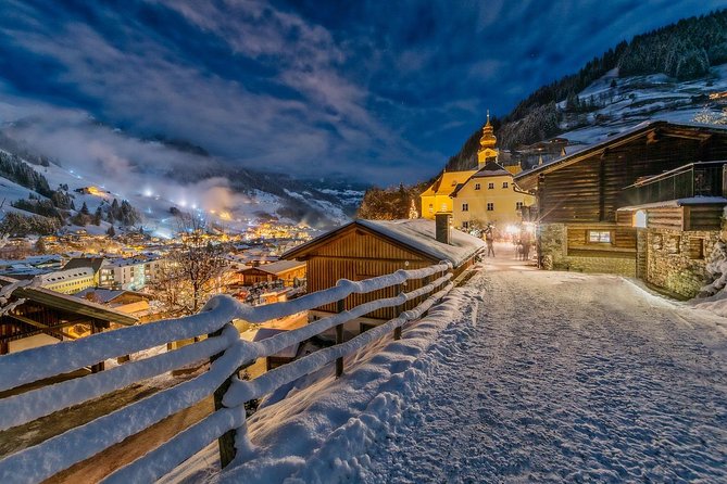 Private Scenic Transfer from Vienna to Salzburg with 4h of Sightseeing - The driver experience: helpful, but not a licensed guide