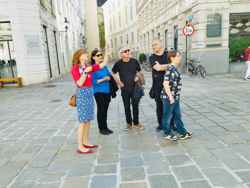 Private Spooky Vienna Tour - Imperial palace area and St. Stephen’s Cathedral through a spooky lens