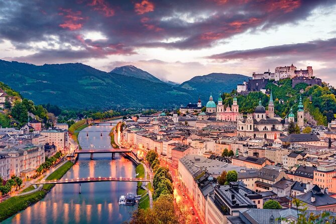 Private Tour from Vienna-Bratislava to Wachau-Hallstatt-Salzburg - Wolfgangsee: the Salzburg region lake moment