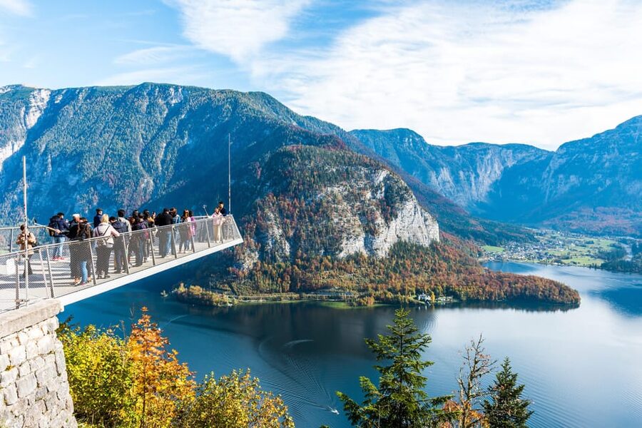 Private tour from Vienna to Hallstatt, Skywalk & Salt Mine - Vienna to Hallstatt in a private car: what comfort actually buys you
