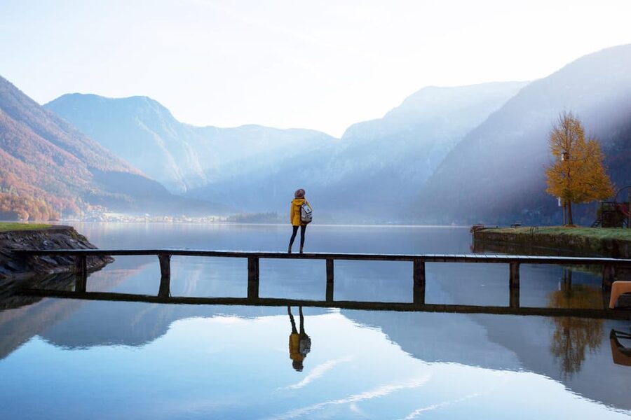 Private tour from Vienna to Hallstatt, Skywalk & Salt Mine - Hallstatt town time: Market Square photos and the art of not rushing