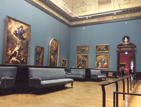 Private Tour of the Picture Gallery of the Fine Arts Museum VIenna (Kunsthistorisches Museum) with an Art Historian - Art-in-context viewing: the real value of the discussions